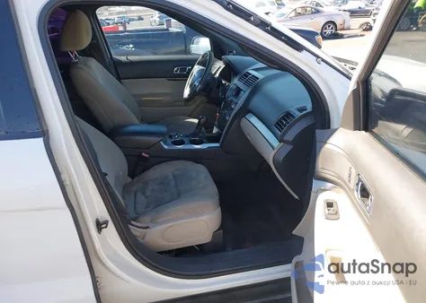 2011 Ford Explorer z USA, uszkodzony, nr VIN 1FMHK8B82BGA22957